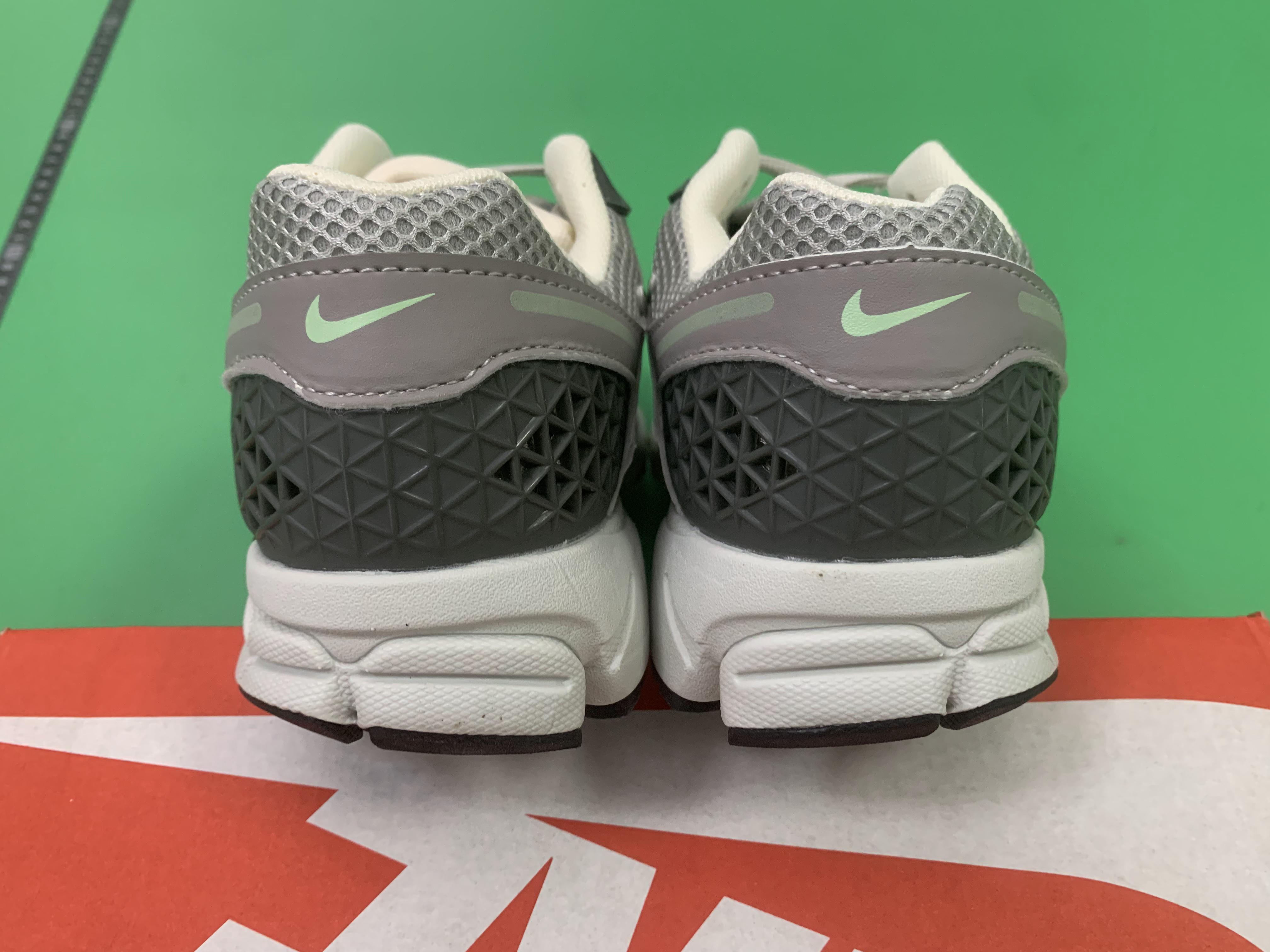 BF batch AlR ZooM Vomero 5 -6