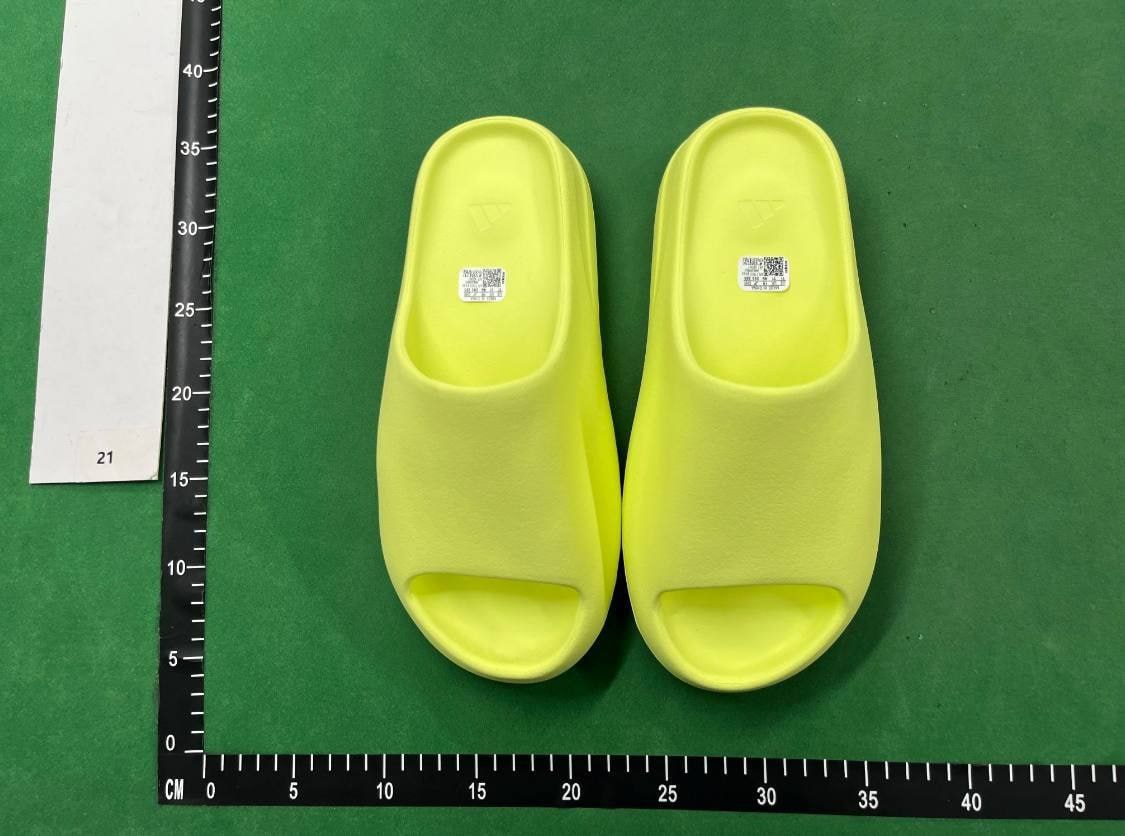 LW Batch  Adidas originals Yeezy Slide  -5