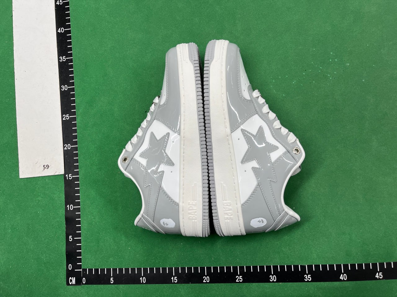    A   BATHING   APE  STA -3