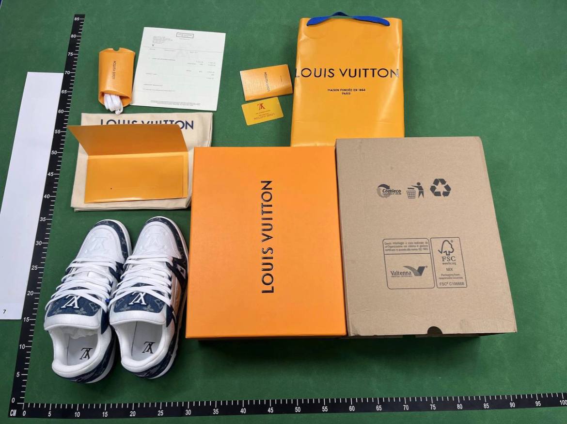 BF Batch  Louis Vuitton LV Trainer -1